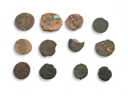 TWENTY-FOUR ROMAN COINS
To identify