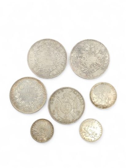 LOT including :
An 1887 championship medal,...