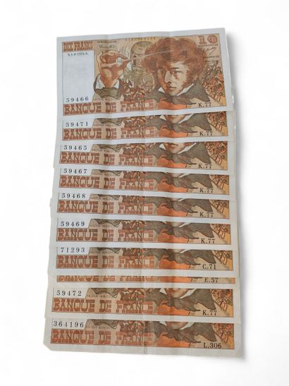 LOT OF BILLS including :
Eleven of 10 francs
Three...