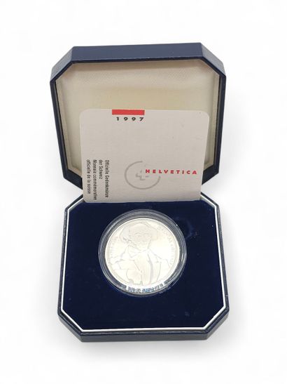 Swiss commemorative coin set in 999° silver...
