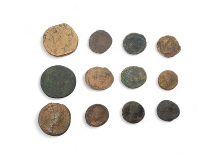 TWENTY-FOUR ROMAN COINS
To identify