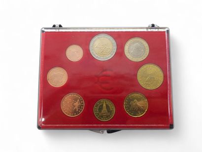 Euro coin set including
Slovenie boxed set...