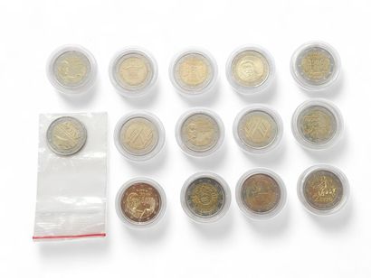 Set of 14 commemorative €2 coins under protection
