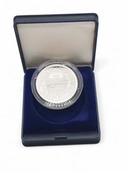 Swiss commemorative coin set in 999° silver...