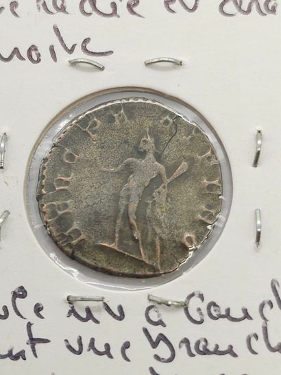 ROMAN EMPIRE
Five Gallian Antoninians (253-268)
Antoninian...