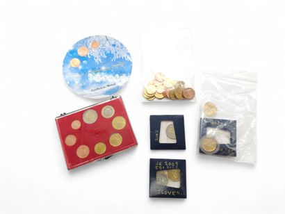 Euro coin set including
Slovenie boxed set...