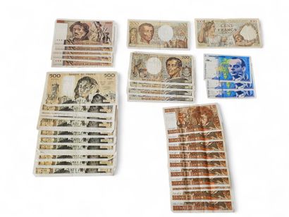 LOT OF BILLS including :
Eleven of 10 francs
Three...
