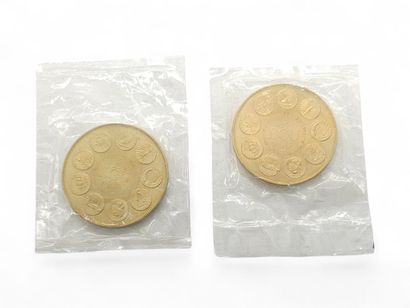 SET OF THREE MEDALS including :
An essay...