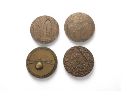 Set of 31 commemorative bronze medals from...