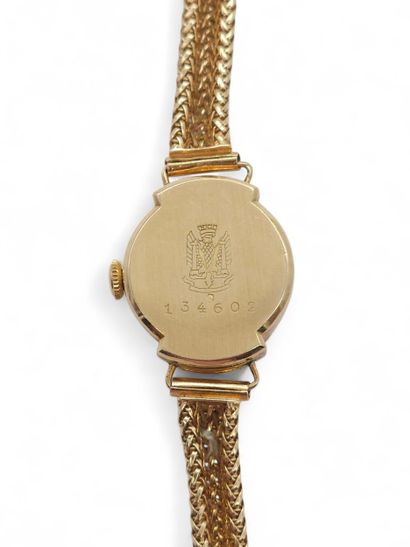 LIP Dauphine 
Wristwatch, case in 750° yellow...