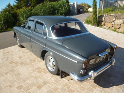 VOLVO AMAZON 
Voiture modèle P120 220 S ,...