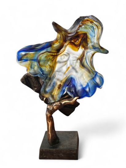 Yves LOHE (born 1947)
Clown head
Cast glass...