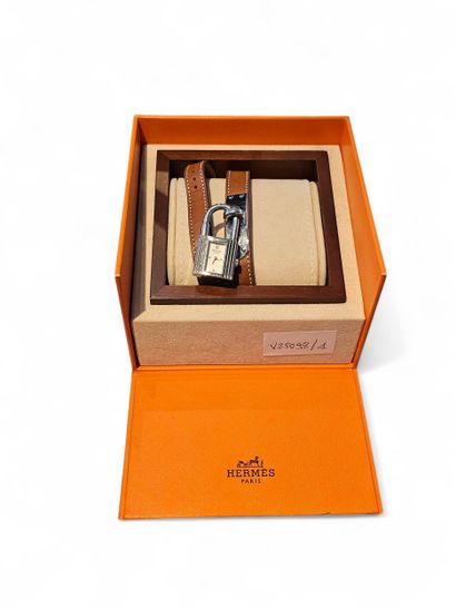 HERMES 
Ladies' wristwatch model Kelly cadenas
Steel...
