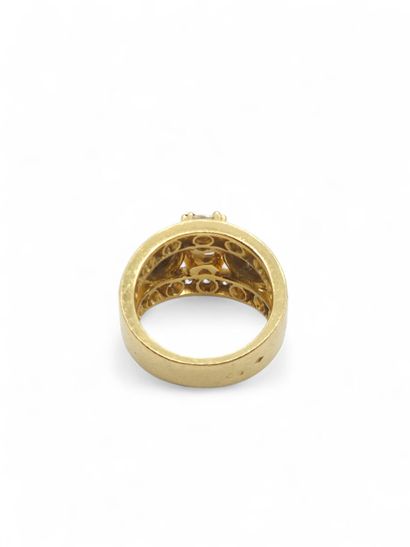 modern french work
RING in 750° yellow gold...