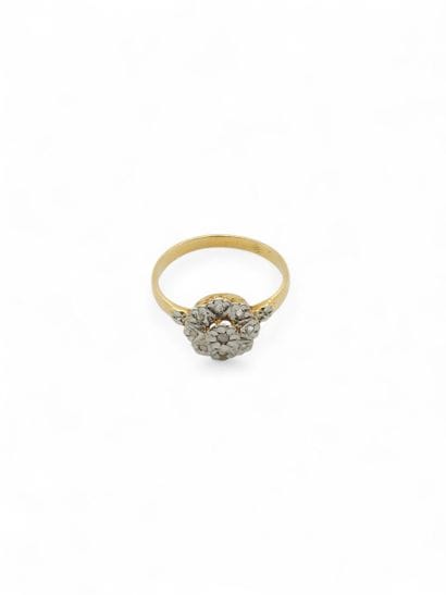 TRAVAIL FRANCAIS
Bague marguerite en or deux...