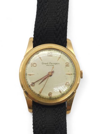 GIRARD PERREGAUX
Round watch case in 750°...