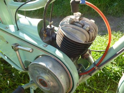 AUTOMOTO (Marque de Saint-Etienne)
Cyclomoteur...
