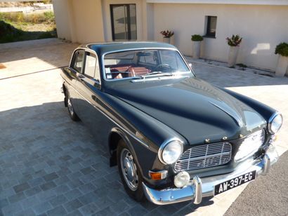 VOLVO AMAZON 
Voiture modèle P120 220 S ,...