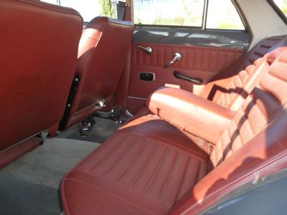 VOLVO AMAZON 
Voiture modèle P120 220 S ,...