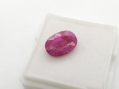 RUBIS Burma , ovale , Birmanie , 3,60 carats...