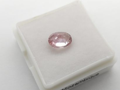 TOURMALINE purplish pink , oval , Mozambique...