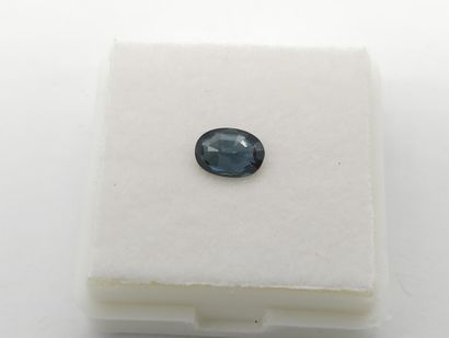 SAPPHIRE greenish blue VS , oval , Australia...