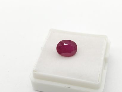 RUBY purplish red , oval , Mozambique , 2.68...