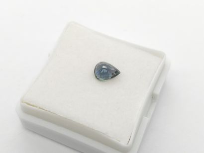 SAPHIRE greenish blue VVS , pear , Tanzania...