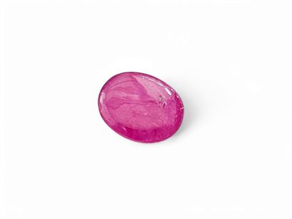 RUBY red , cabochon , Tanzania , 2.47 carats...
