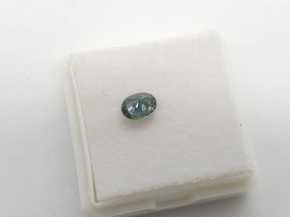 SAPHIRE greenish blue , oval , Niger , 0,71...