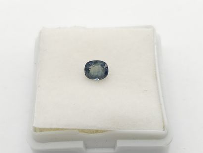 SAPHIR greenish blue , cushion , Australia...