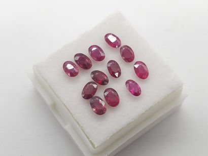 RUBY pinkish red Nbr 12 , oval , Madagascar...