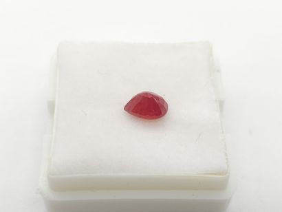 RUBY red , pear , Mozambique , 1,26 Carats,...