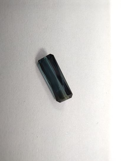 Emerald-cut green TOURMALINE, Mozambique,...