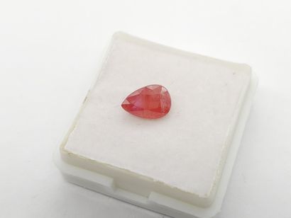SAPHIR reddish orange , Pear , Mozambique...
