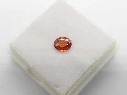 SAPHIR orange , oval , Songea , 0,67 Carats,...