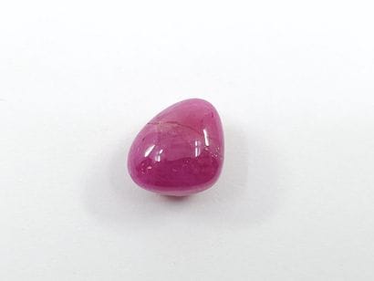 RUBIS red , cabochon , Tanzanie , 7,99 carats...