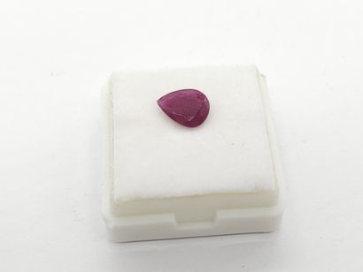 RUBIS purplish red , pear , Mozambique ,...