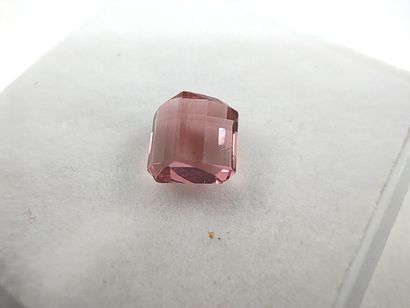 TOURMALINE pink VVS Mozambique emerald
Size:...