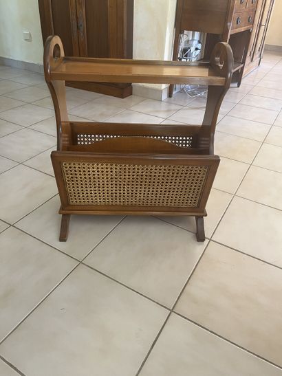 TRAVAIL 1930/1940
Table basse ronde tripode...