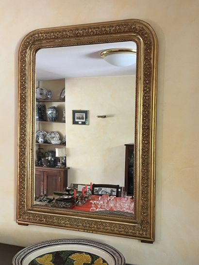 TRAVAIL XIXème siècle
Miroir en bois et stuc...