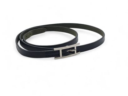 HERMES 
BRACELET Hapi en cuir noir
Dans une...