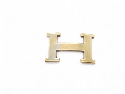 HERMES
BOUCLE de ceinture H en métal anciennement...