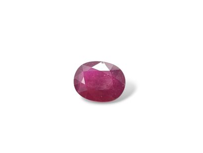RUBY purplish red , oval , Mozambique , 2,45...