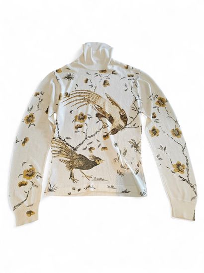 HERMES 
Silk turtleneck sweater 
Spun
Size...