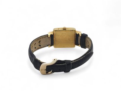TISSOT 
Square-case wristwatch in 750° yellow...