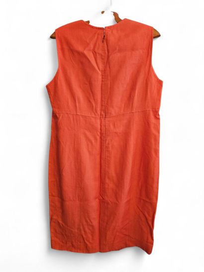 CHANEL
Orange linen dress and long-sleeved...