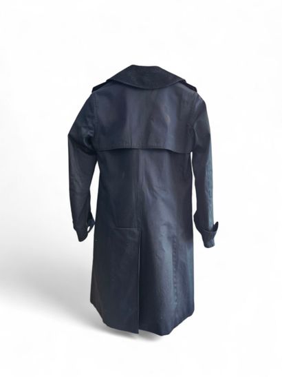 CELINE 
Trench noir, intérieur laine
T.38
Bel...
