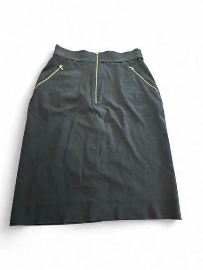 CHANEL
black SKIRT 
Size 38
