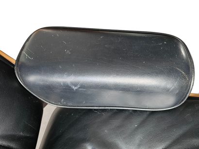 VITRA D'APRES EAMES Charles (1907-1978) et...